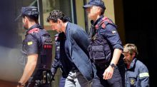 La jueza cita como testigo a la terapeuta y a las hijas de Isak Andic y ordena una reconstrucción de su caída