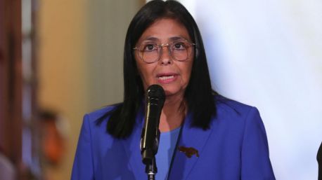 Delcy Rodríguez dice que la prioridad es rescatar a las personas aún atrapadas por el doble terremoto