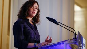Ayuso ve “sospechoso” que, con tantos casos de corrupción del PSOE, no se hayan producido inspecciones fiscales