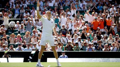 Wimbledon. Sinner evita la debacle en primera ronda ante Kecmanovic