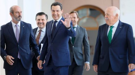 Pleno de investidura de Juanma Moreno: 'Espero sentido común'