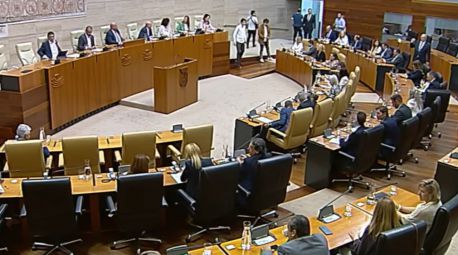 La Asamblea de Extremadura pide a Sánchez que disuelva el Congreso y convoque elecciones
 