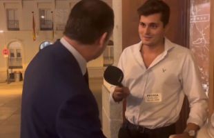 La jueza retira la orden de detención de Vito Quiles tras acudir al juzgado