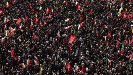 Irán nombra nuevo jefe de la Armada de la Guardia Revolucionaria en pleno pulso por Ormuz