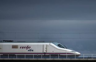 Un robo de cable en Ciudad Real provoca demoras en la línea de alta velocidad