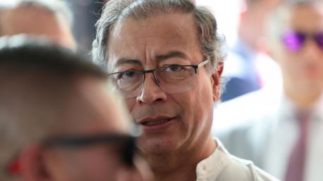 El presidente electo de Colombia acusa a Petro de orquestar un 'golpe de Estado'