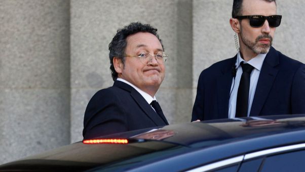 Después de ser inhabilitado durante dos años por revelación de secretos.