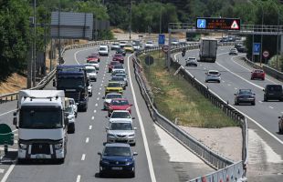 Nueve heridos, dos de ellos graves, al colisionar un autobús y cuatro coches en Tarragona