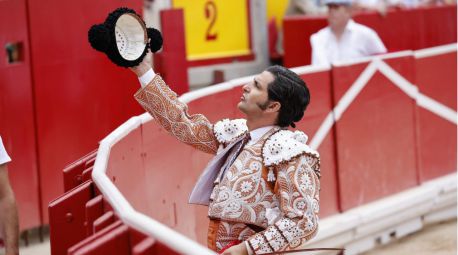 Morante de la Puebla pone el reposo, fuera de contexto, en la vorágine sanferminera