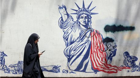EEUU lanza una nueva ronda de ataques contra Irán tras un incidente en Ormuz