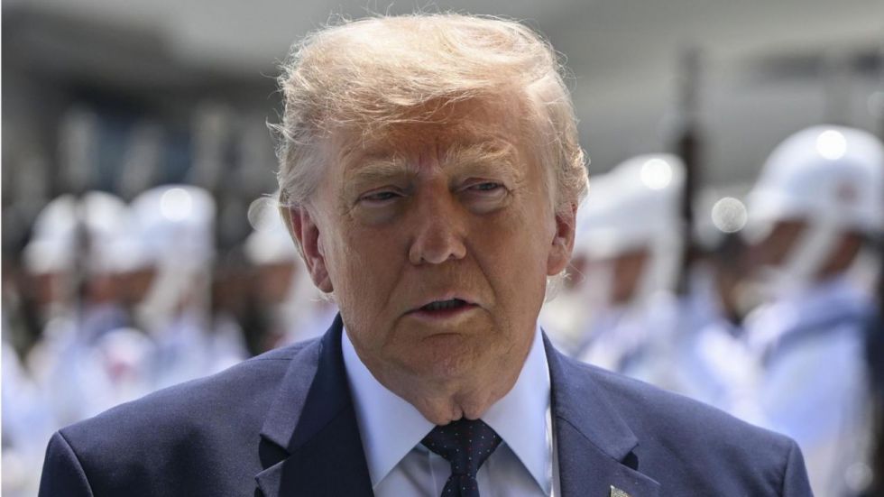 Trump restablece el bloqueo naval a Irán y dice que cobrará 20% por proteger a buques en Ormuz