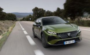 El nuevo Peugeot 408 demuestra que la diferenciación también puede ser una ventaja competitiva