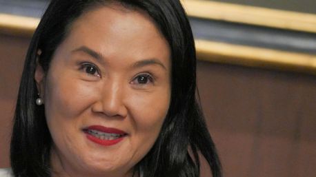 Keiko Fujimori recibe las credenciales como presidenta electa de Perú