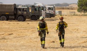 El incendio de Orés afecta ya a 6.000 hectáreas y obliga a evacuar a 700 vecinos