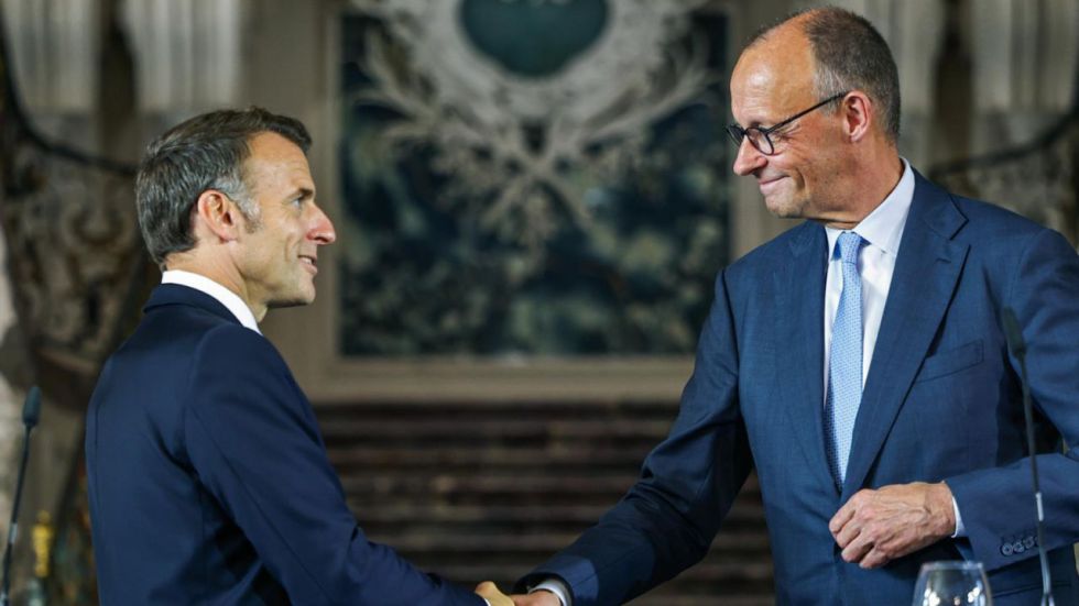 Merz y Macron mantienen la apuesta por cooperar en defensa tras el fiasco del FCAS