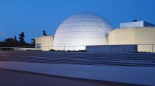 El Planetario de Madrid recibe el eclipse con proyecciones, talleres y conferencias