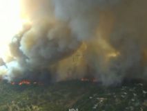 Confinan Villa del Prado (Madrid) y evacúan varias urbanizaciones en Toledo por un incendio en Almorox