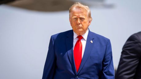EEUU y Arabia Saudí firman un acuerdo que permite al reino tener un programa nuclear
 