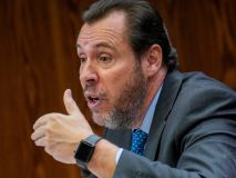Oscar Puente llama 'mamarracha' a Ayuso en plena catástrofe