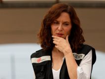 Ayuso rompe a llorar cuando repasa la situación en el Valle de Tiétar, origen de su familia paterna