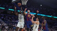 El Barcelona prosigue su revolución con hasta nueve fichajes y 12 bajas