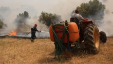 Dos muertos al chocar dos helicópteros antiincendios en Grecia
