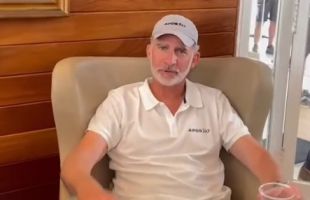 La reacción del Rey al ser piropeado en Mallorca: 'Eres el Rey más guapo de Europa'