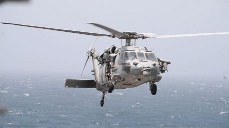 EEUU dispara a un carguero panameño en el golfo de Omán