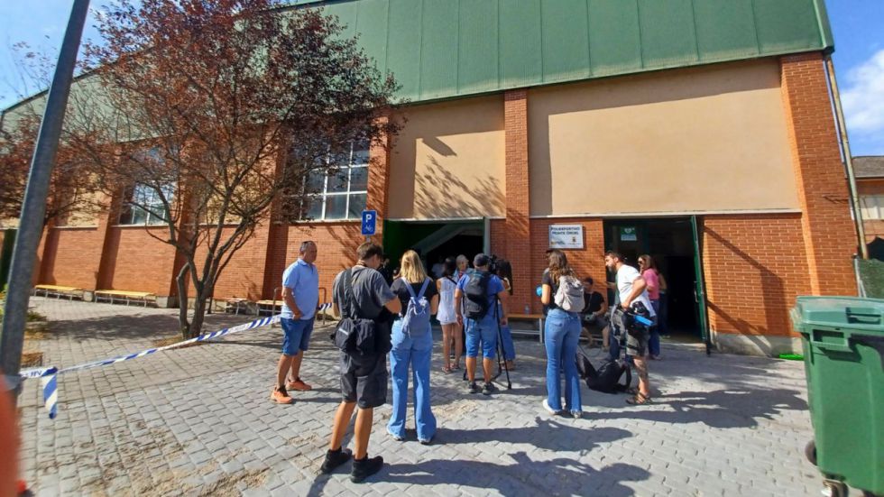 El incendio de Riglos afecta ya a 8.000 hectáreas con 12 poblaciones evacuadas