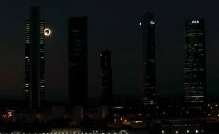 El eclipse disparó el consumo de televisión: un 20% más de espectadores