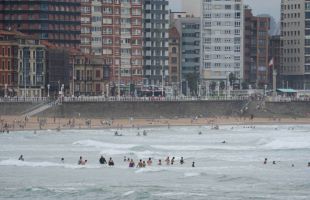 El Tiempo: diez comunidades con avisos por tormentas y otros fenómenos, siete en nivel naranja