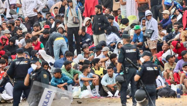 Centenares de marroquíes ocupan la zona por tercera vez.