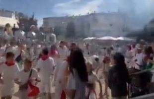 Más de cuarenta heridos tras la explosión descontrolada de cohetes en el chupinazo de las fiestas de Noáin