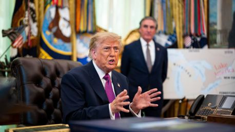 Trump plantea cambiar el nombre al Atlántico o al Pacífico por 'océano América'