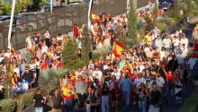 Los ceutíes se manifiestan por tercer día consecutivo contra el Gobierno al grito de 'invasores, expulsión'