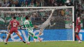 LaLiga. El Real Madrid de Mourinho frena ante el Betis con polémica