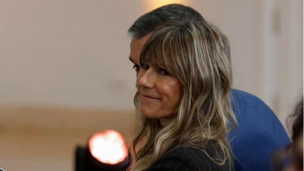 Begoña Gómez pide su absolución y sostiene que no se aprovechó de 'su vínculo matrimonal' con Sánchez