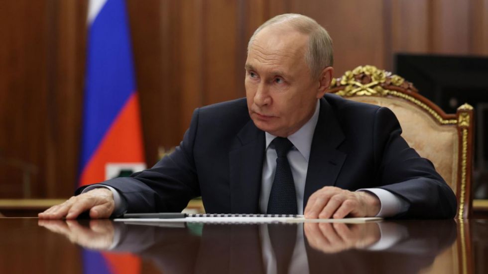 Putin proclama tres días de tregua con Kiev por la visita de los emisarios de Trump