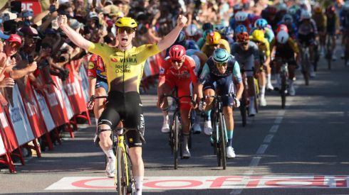Vuelta España. Brennan se convierte en un fenómeno en Palos de la Frontera