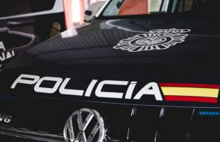 Un herido y tres detenidos por un tiroteo en el centro de Marbella