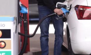 Rebelión en las carreteras europeas: los conductores rechazan la prohibición de la UE al motor térmico y exigen libertad de tecnología