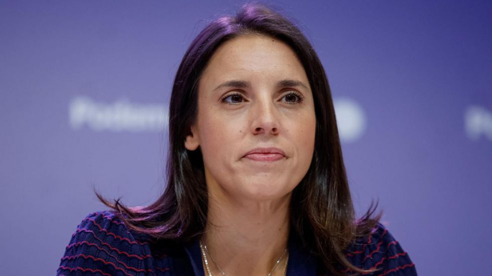 
Irene Montero propone unas 'primarias abiertas' a toda la izquierda para elegir candidato a las generales
 

 