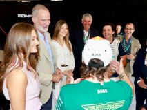 GP España. La broma de Fernando Alonso que hizo reír al Rey Felipe VI en su encuentro