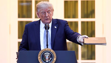 Trump veta de la Casa Blanca a CNN, MSNOW y Politico, a los que acusa de 'noticias falsas'