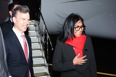 Delcy Rodríguez llega a Nueva York para reunirse con Trump