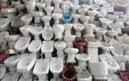 Cascada de lavabos en China