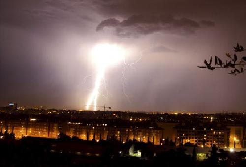 La primera tormenta de verano en Madrid