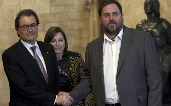 Artur Mas acuerda con ERC convocar en 2015 elecciones en clave plebiscitaria sobre la independencia