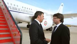 Renzi llega a Tortosa para consolar a las familias de las víctimas