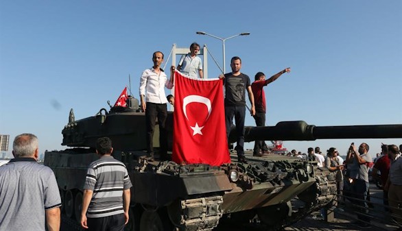 El pueblo turco plantó cara a los golpistas